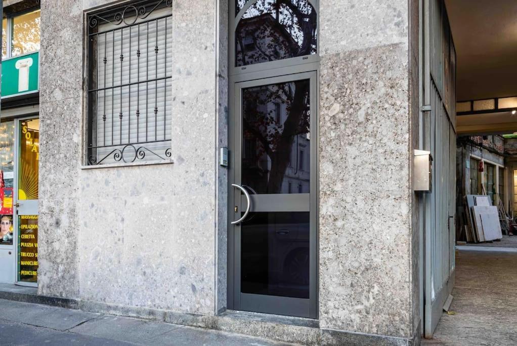 Rifugio Nel Cuore Di Milano Con Doccia Idromassaggio ภายนอก รูปภาพ